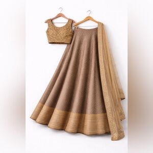 Women's Metallic Gold Brocade A-Line Maxi Skirt with Matching Crop Top w/ Stole